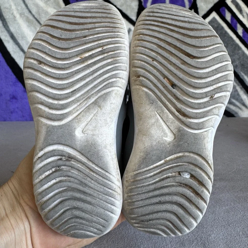Size 11c - Nike Toddler FlexRunner Sneakers Shoes Gray AT4663-004